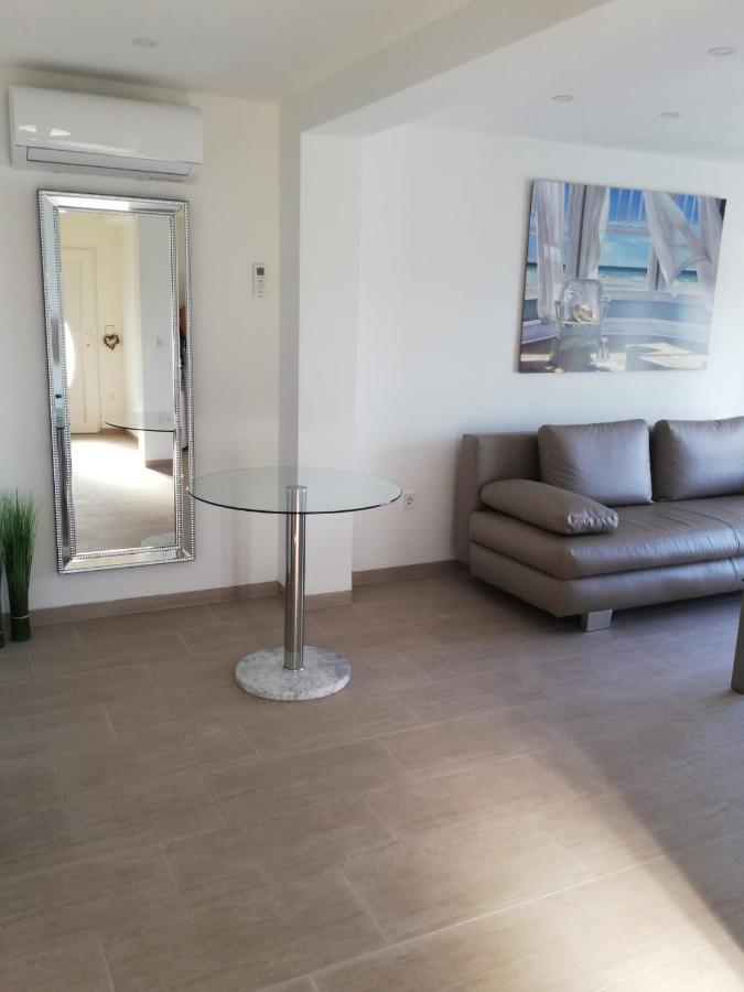 Apartmani Deluxe Ясенице Екстериор снимка
