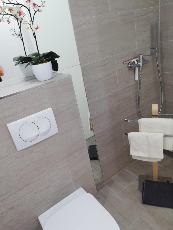 Apartmani Deluxe Ясенице Екстериор снимка
