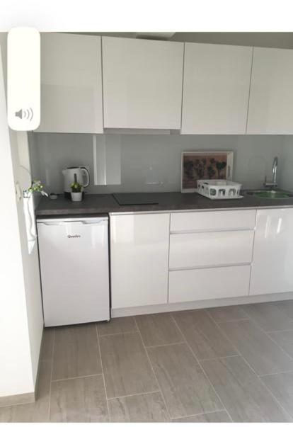 Apartmani Deluxe Ясенице Екстериор снимка